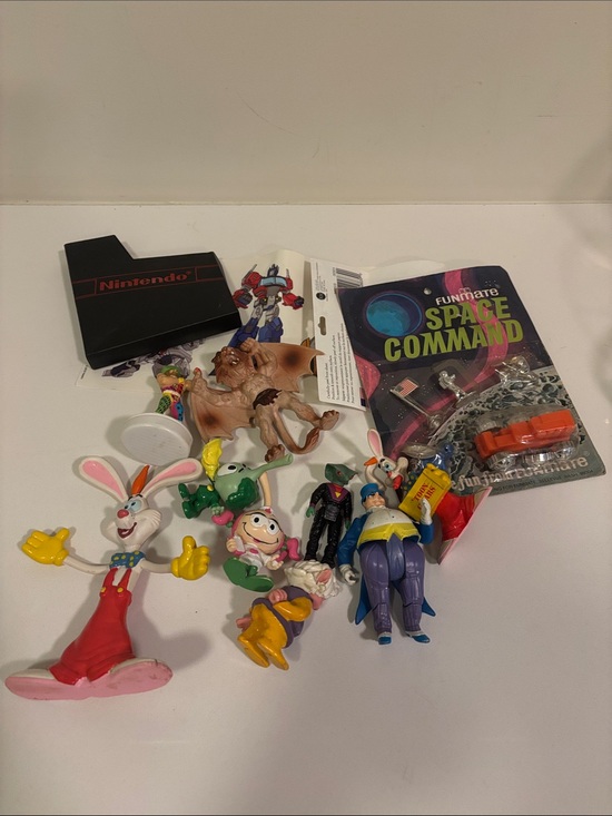 Nintendo Other - Lot of Vintage Toys